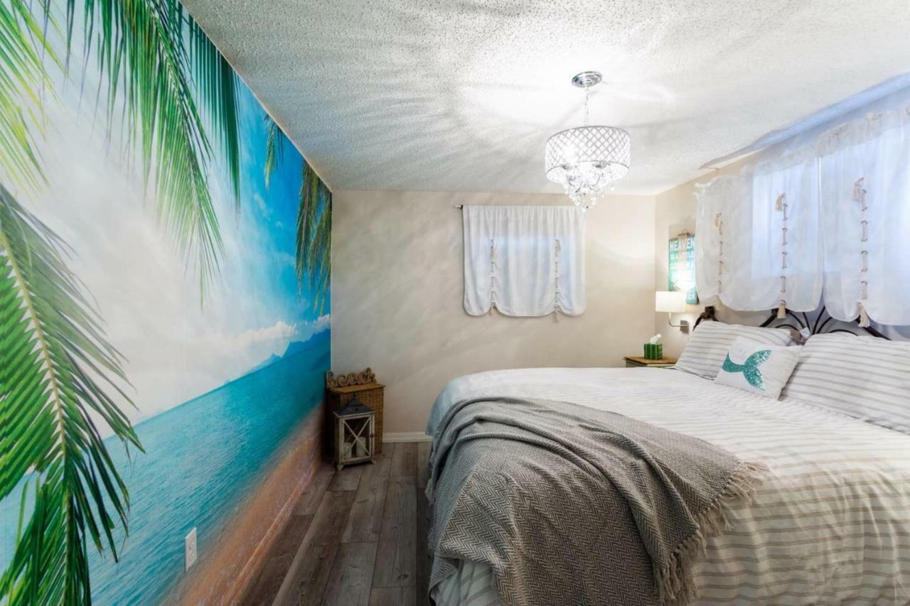 Beach Cottage With Heated Pool Just Off Siesta Key Sarasota Exterior photo